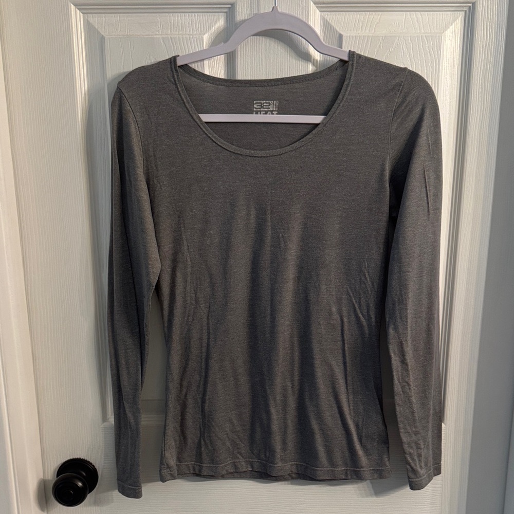 32 Degrees Gray Long Sleeve Women's Tee